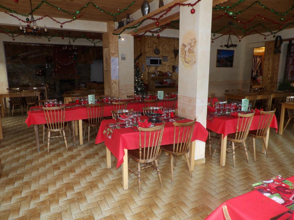 Hotel Les Skieurs Bellevaux Екстер'єр фото