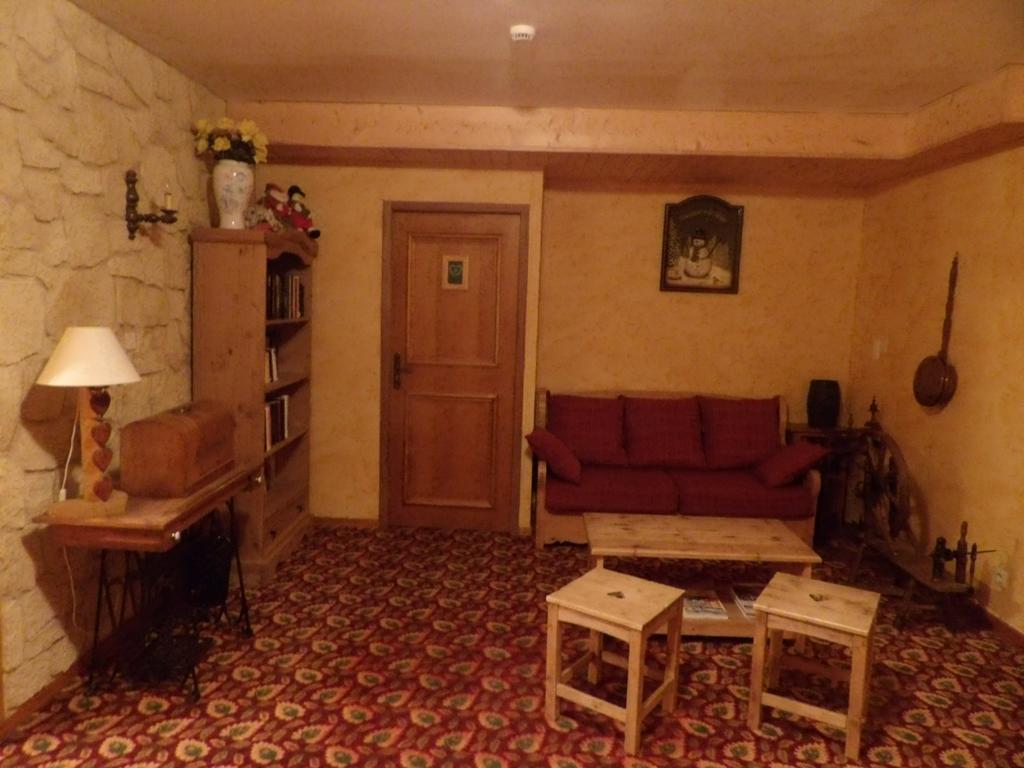 Hotel Les Skieurs Bellevaux Екстер'єр фото